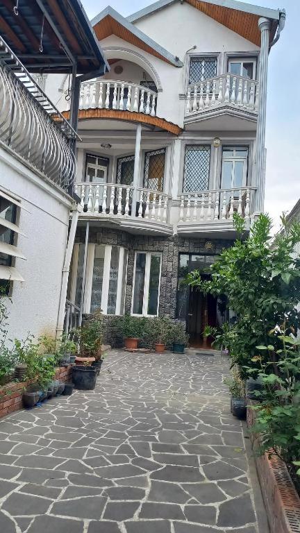Mariel Hotel Tbilisi Exterior foto